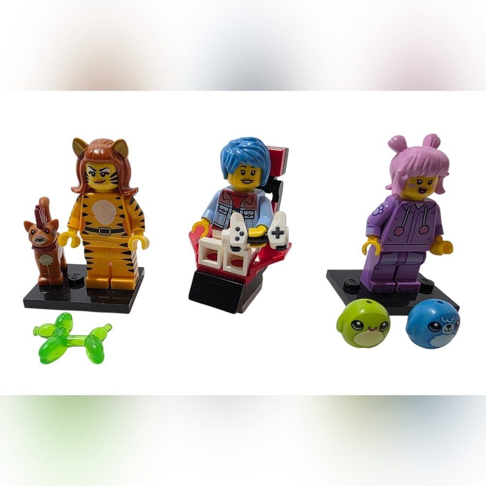 Lego Minifigure Bundle With Container